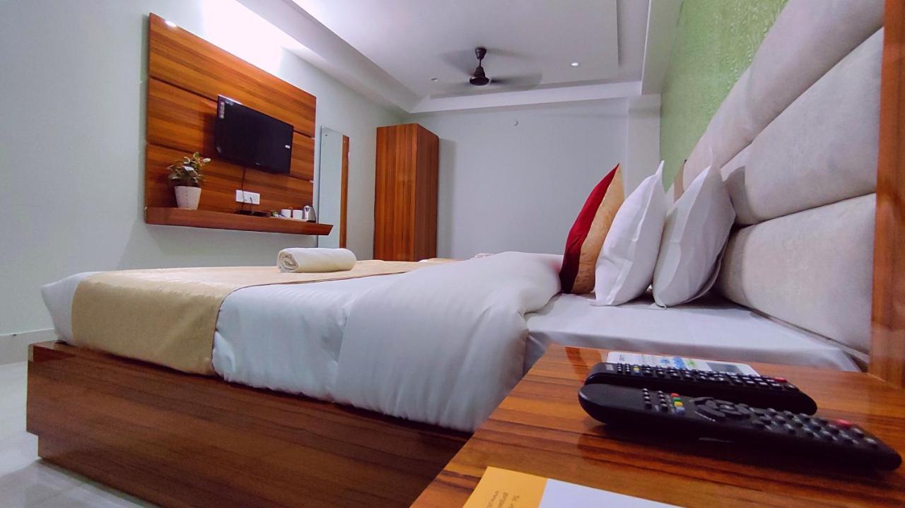 Spring Sky Haridwar By Shrigo Hotels Exterior foto